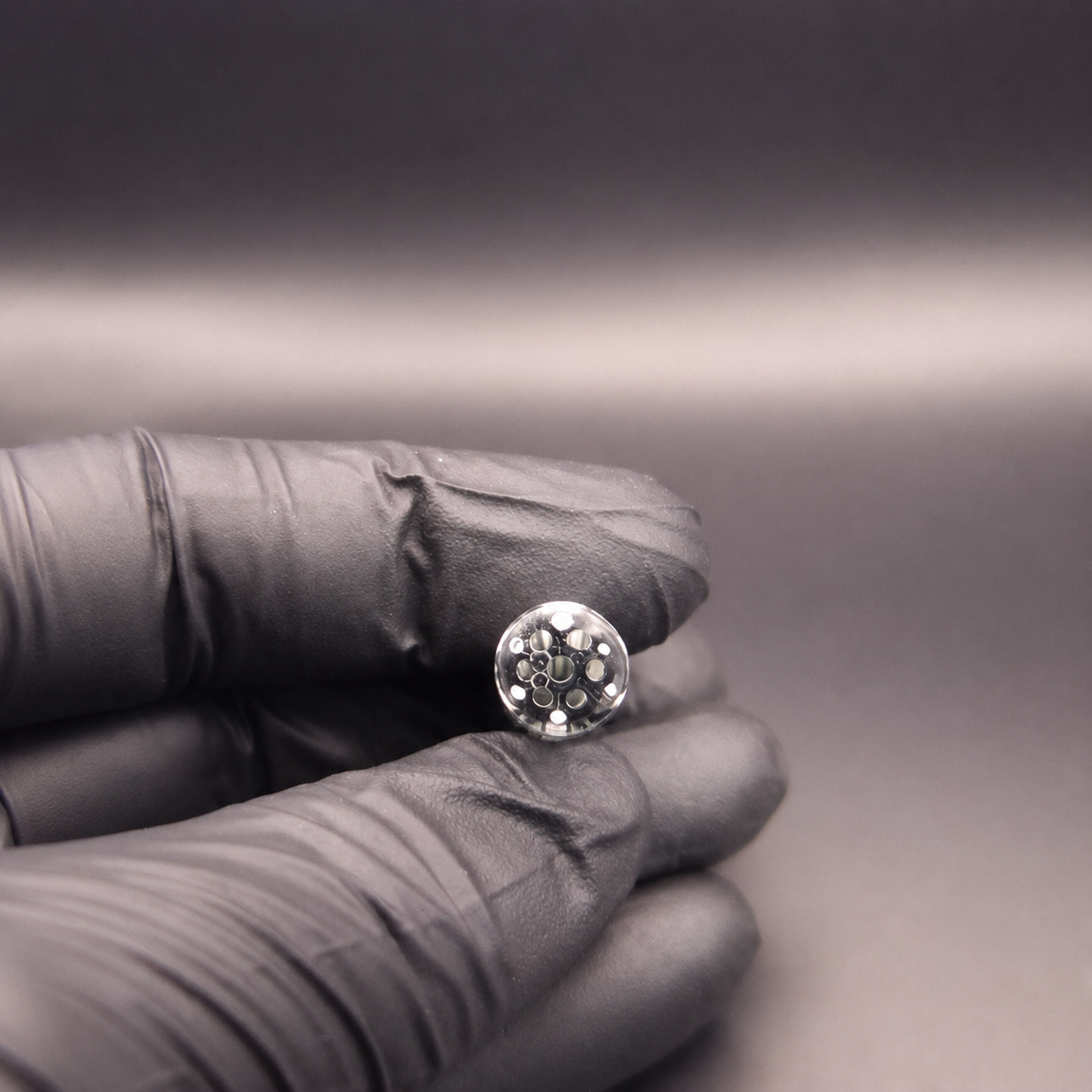 Meccas Glas Tip Klar Grau Weiß 8 mm mit 7 Loch Struktur
