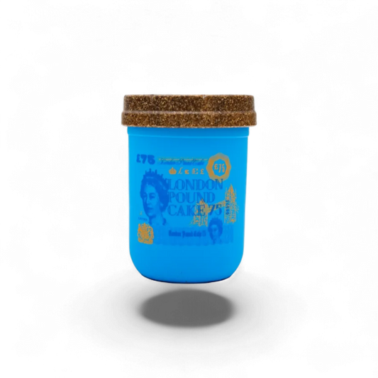 RE Stash Jar London Pound Cake 8oz Glas mit Silikonhülle – geruchsdicht und wiederverwendbar, erhältlich bei Pief-Leaf®