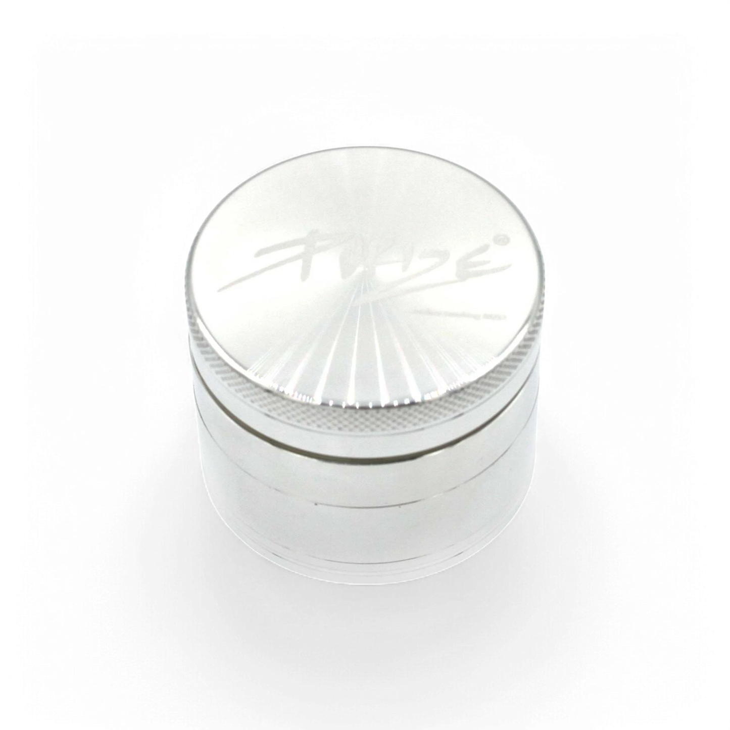 PURIZE® Grinder 4-teilig mit 50 mm Durchmesser, hochwertig aus Aluminium gefertigt.