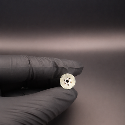 Handgefertigter Meccas Glas Tip 5,8 g mit sichtbaren Bearbeitungsspuren