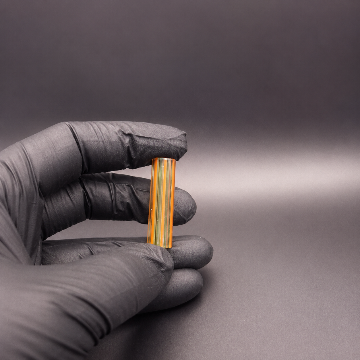 Glas Tip von Meccas Glas 33 mm lang mit 7 Loch und klar orange grünem Design