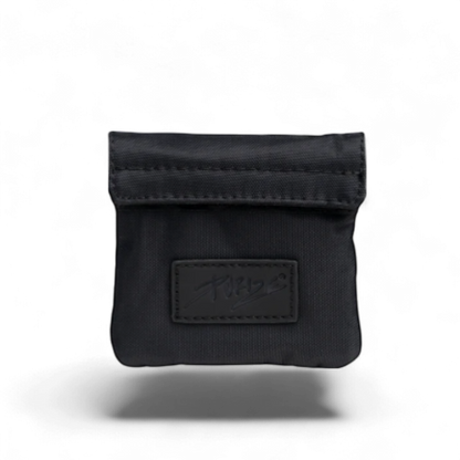 Aktivkohletasche XS PURIZE, geruchsdichte Tasche mit wasserdichtem Reißverschluss, erhältlich bei Pief-Leaf®