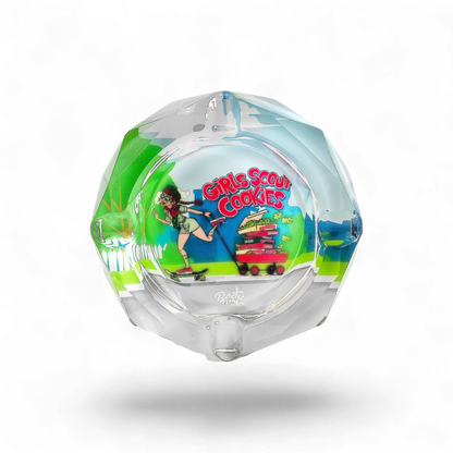 Kristallaschenbecher mit extra Ablage-Optik für Joints und Zubehör, hochwertig verarbeitet, erhältlich bei Pief-Leaf®